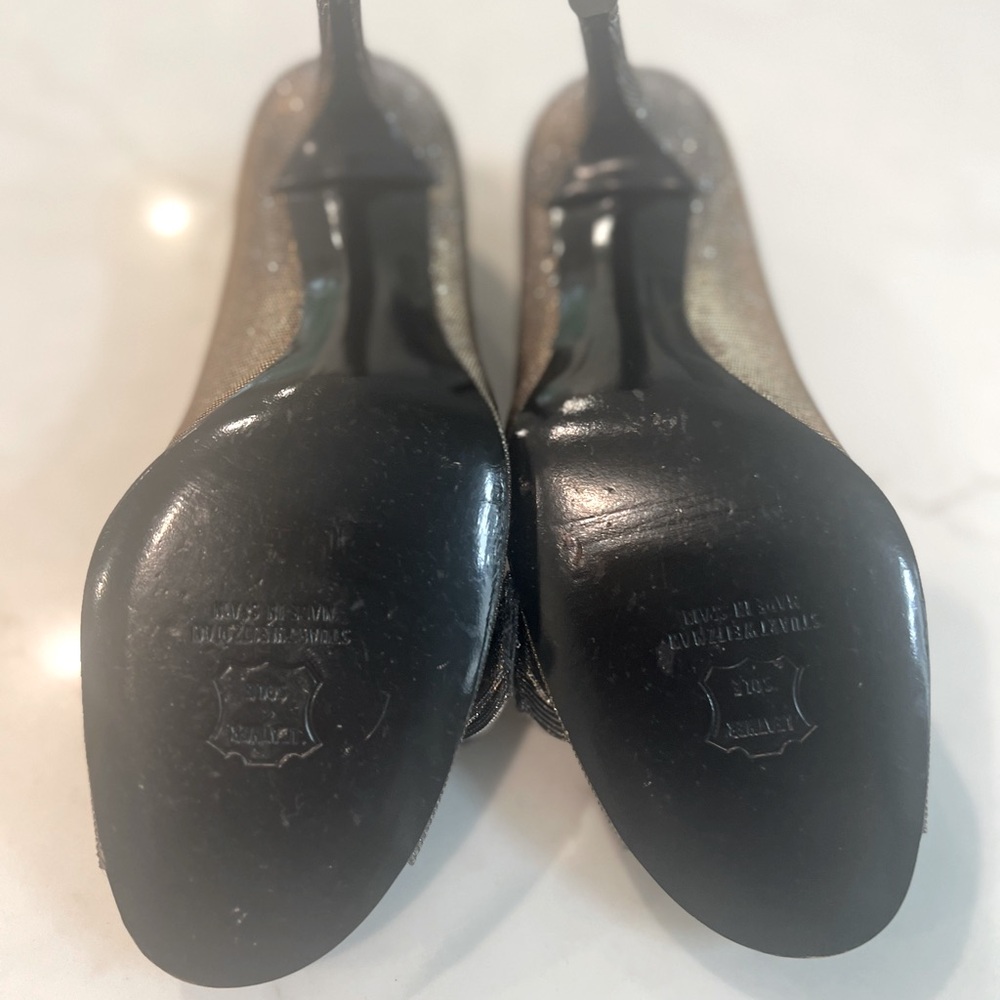 Size 9 Wide Stuart Weitzman Bowover Open Toe Pump… - image 8